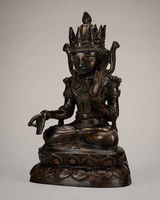 Lot 1085 - A BURMESE BRONZE FIGURE OF A CROWNED BUDDHA, 1900s