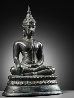 Lot 2100 - A BRONZE FIGURE OF BUDDHA SHAKYAMUNI, AYUTTHAYA STYLE