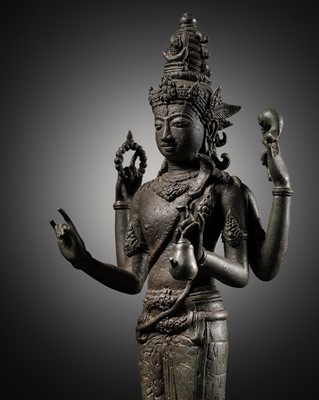 Lot 222 - A RARE BRONZE FIGURE OF MAHADEVA SHIVA, JAVA, 9TH-10TH CENTURY