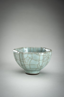 Lot 913 - A HEXAGONAL SONG-STYLE CELADON CUP, QING DYNASTY