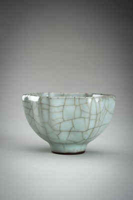 Lot 913 - A HEXAGONAL SONG-STYLE CELADON CUP, QING DYNASTY