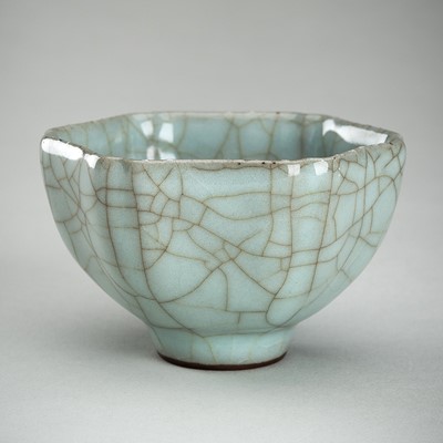 Lot 913 - A HEXAGONAL SONG-STYLE CELADON CUP, QING DYNASTY