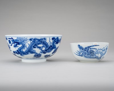 Lot 940 - TWO BLUE AND WHITE EXPORT PORCELAIN BOWLS, 19TH CENTURY