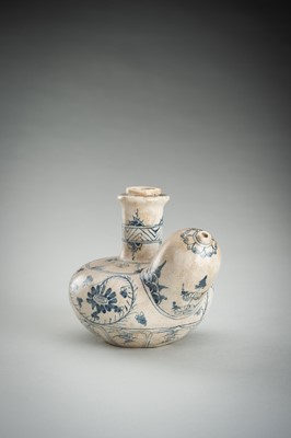 Lot 1096 - A BLUE AND WHITE VIETNAMESE KENDI, 15TH-16TH CENTURY