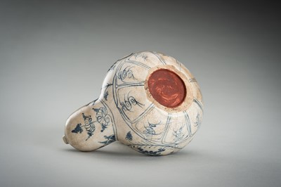 Lot 1096 - A BLUE AND WHITE VIETNAMESE KENDI, 15TH-16TH CENTURY