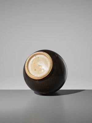 A CIZHOU WHITE-RIMMED GLOBULAR VASE, YUAN DYNASTY