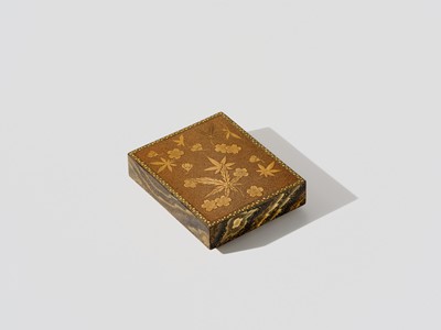 Lot 147 - A RARE MINIATURE LACQUER SUZURIBAKO (WRITING BOX) WITH CHERRY AND MAPLE