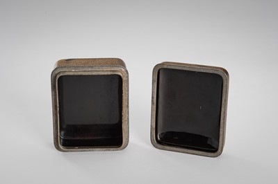 Lot 103 - A FINE LACQUER KOGO (INCENSE BOX) AND COVER WITH FANS