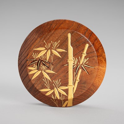 Lot 128 - A WOOD LACQUER KOGO (INCENSE BOX) AND COVER DEPICTING BAMBOO