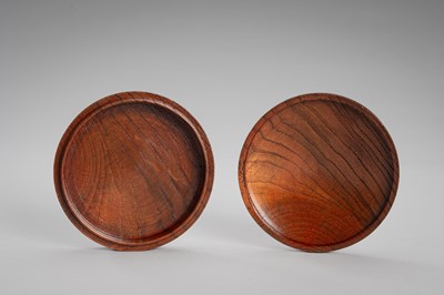 Lot 128 - A WOOD LACQUER KOGO (INCENSE BOX) AND COVER DEPICTING BAMBOO