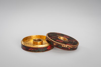 Lot 115 - A SMALL RING-SHAPED LACQUER KOGO (INCENSE BOX) AND COVER WITH CHRYSANTHEMUMS