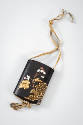 Lot 1428 - A LARGE INLAID FOUR-CASE LACQUER INRO DEPICTING BLOOMING FLOWERS