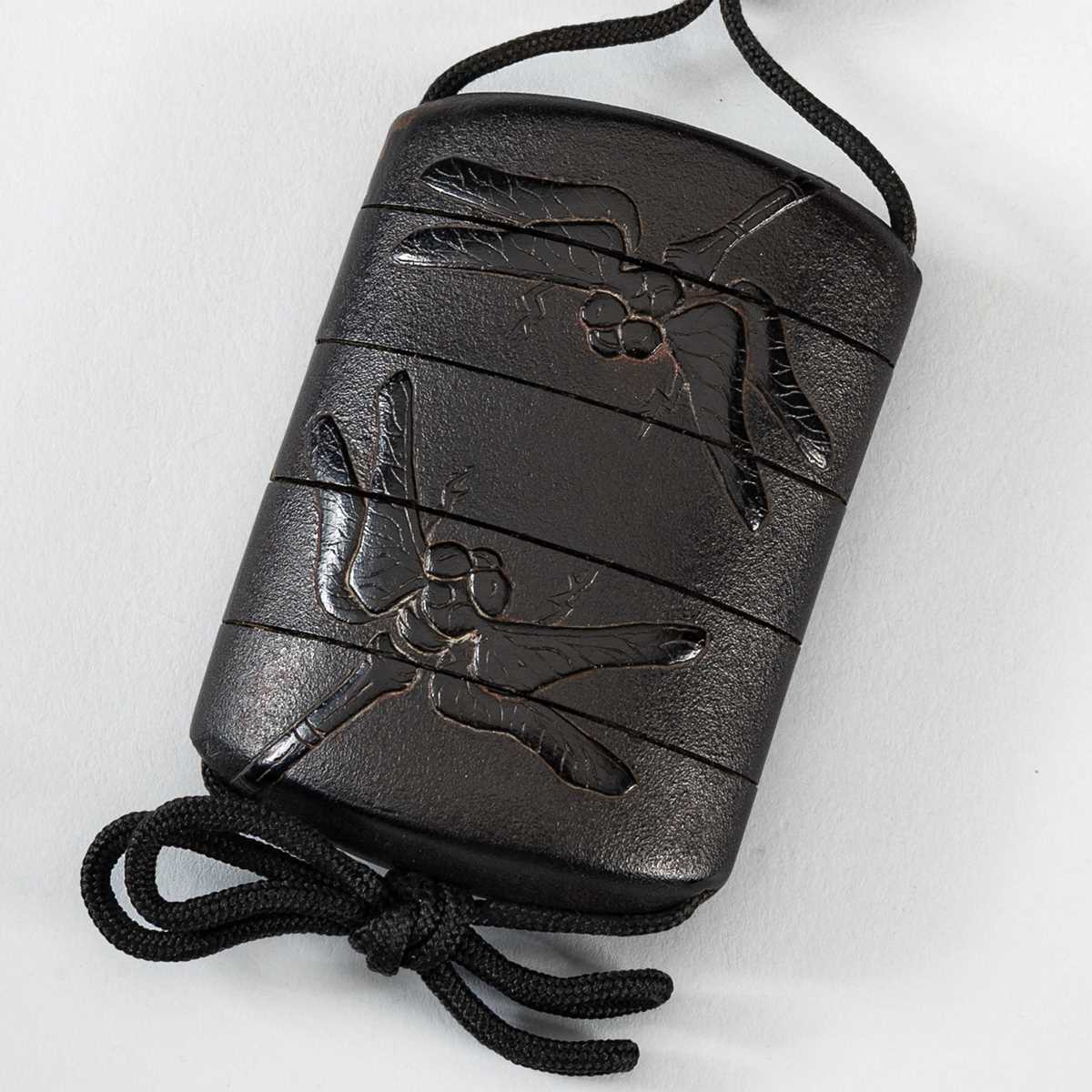 Lot 1418 - A FINE FOUR-CASE BLACK LACQUER INRO DEPICTING DRAGONFLIES