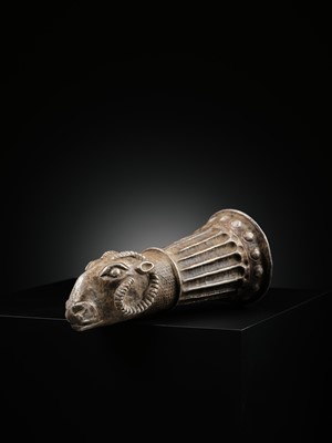 Lot 367 - A SILVER ‘RAM’ RHYTON, PERSIA, 8TH-6TH CENTURY BC