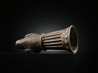 Lot 367 - A SILVER ‘RAM’ RHYTON, PERSIA, 8TH-6TH CENTURY BC
