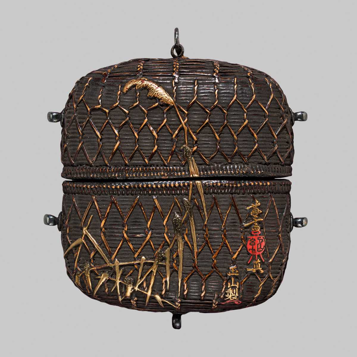 Lot 51 - GYOKUZAN: AN UNUSUAL SINGLE-CASE LACQUER INRO IN THE FORM OF A JAKAGO BASKET