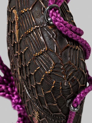 Lot 51 - GYOKUZAN: AN UNUSUAL SINGLE-CASE LACQUER INRO IN THE FORM OF A JAKAGO BASKET
