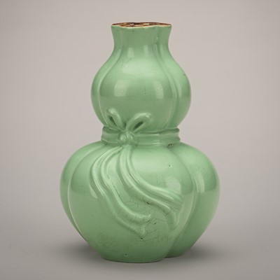 Lot 1239 - A LIME-GREEN GLAZED TRIPLE-NECKED DOUBLE-GOURD VASE, REPUBLIC PERIOD