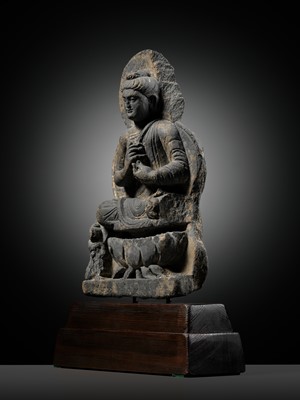 Lot 391 - A GRAY SCHIST FIGURE OF BUDDHA TEACHING HIS FIRST SERMON, ANCIENT REGION OF GANDHARA, 3RD-4TH CENTURY