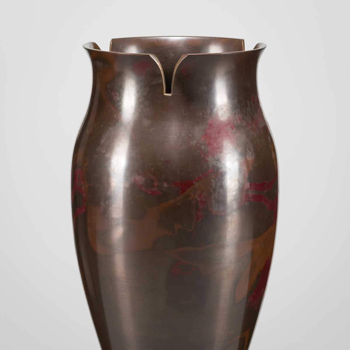 Lot 74 - SUGAI SHOZO: A BRONZE ‘MORNING GLORY’ FLOWER VASE