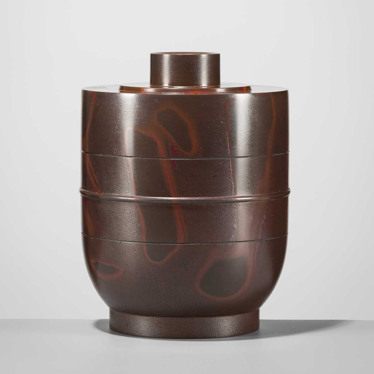 Lot 72 - HASUDA SHUGORO: A FINE MURASHI-DO BRONZE ‘SPINNING TOP’ FLOWER VASE