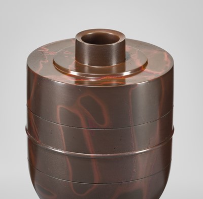 Lot 72 - HASUDA SHUGORO: A FINE MURASHI-DO BRONZE ‘SPINNING TOP’ FLOWER VASE