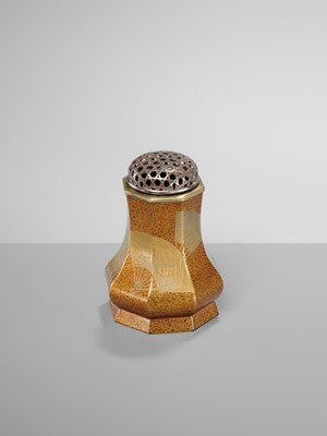 Lot 109 - A FACETED LACQUER INCENSE BURNER WITH SILVER RETICULATED COVER