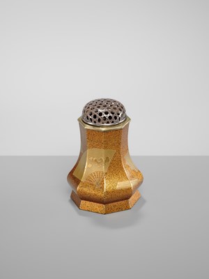 Lot 109 - A FACETED LACQUER INCENSE BURNER WITH SILVER RETICULATED COVER