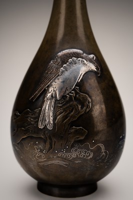 Lot 53 - HIDENAO: AN INLAID BRONZE VASE WITH A FALCON