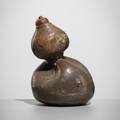 Lot 193 - A RARE BIZEN DARK-BROWN GLAZED DOUBLE-GOURD CHAIRE (TEA CADDY)