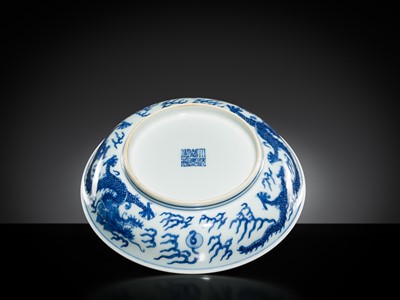 Lot 549 - AN IMPERIAL BLUE AND WHITE ‘DRAGON’ DISH, JIAQING MARK AND PERIOD