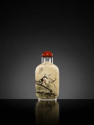 Lot 462 - AN INSIDE-PAINTED CRYSTAL ‘CRANE AND PRUNUS’ SNUFF BOTTLE