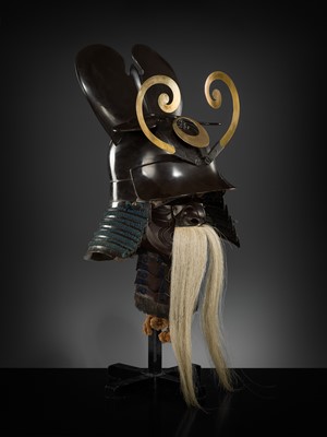 Lot 98 - AN IRON KAWARI KABUTO (ECCENTRIC-SHAPED HELMET) WITH AN IRON MENPO