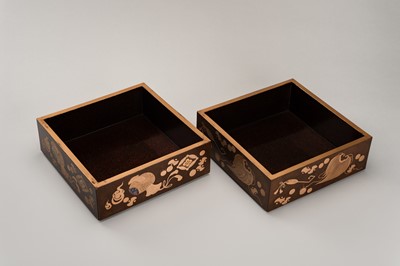 Lot 143 - A FINE SET OF TWO STACKABLE LACQUER BOXES WITH THE ‘EIGHT IMMORTALS’ ATTRIBUTES