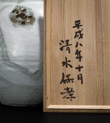 Lot 188 - SHIMIZU YASUTAKA: A HAGI WARE CERAMIC VASE