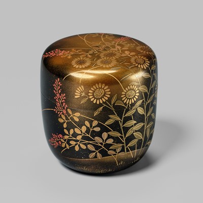 Lot 336 - ICHIGO ICCHO: A LACQUER NATSUME (TEA CADDY) WITH ASTER