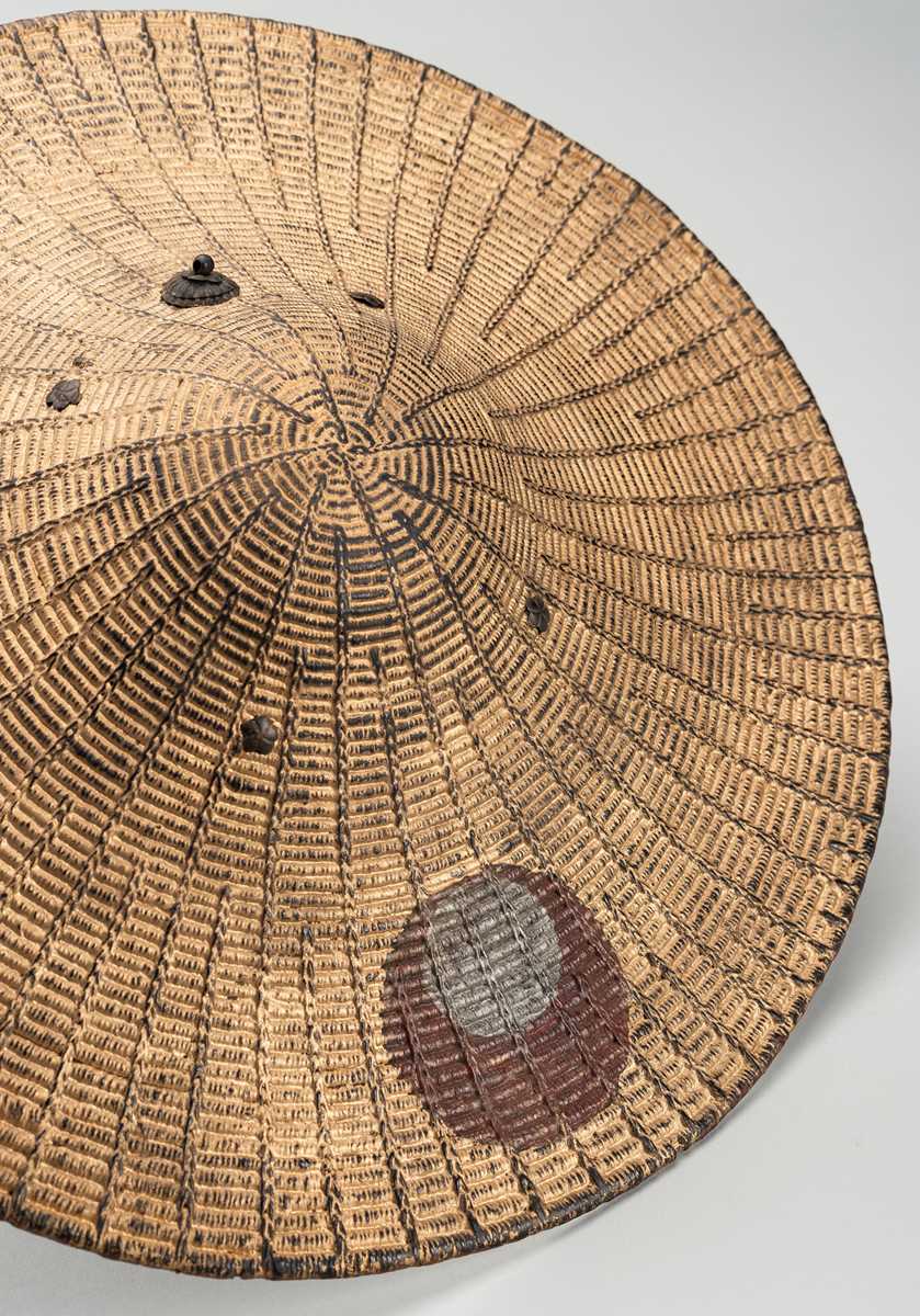 Lot 88 - A RARE LACQUERED BAMBOO JINGASA (WAR HAT)