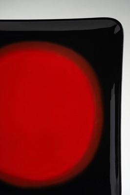 Lot 144 - AN ELEGANT ‘SUNRISE’ LACQUER TRAY