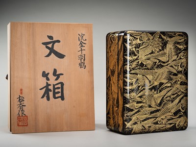 Lot 138 - SHOSAI: A FINE CHINKINBORI ‘1000 CRANES’ LACQUER BOX AND COVER