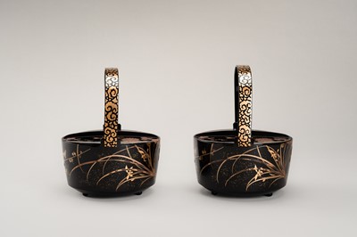 Lot 129 - A PAIR OF BLACK AND GOLD LACQUER CHOSHI (SAKE EWERS) AND COVERS