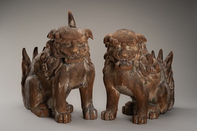 A PAIR OF WOOD KOMAINU (KOREAN GUARDIAN DOGS)