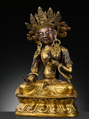 Lot 54 - A CAST AND REPOUSSÉ GILT COPPER FIGURE OF WHITE TARA, QIANLONG PERIOD