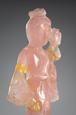 Lot 905 - A ROSE QUARTZ FIGURE OF GUANYIN, QING DYNASTY