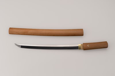 Lot 518 - SUKESADA: A WAKIZASHI IN SHIRASAYA