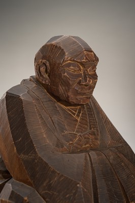 Lot 82 - A SIGNED ITTOBORI STYLE WOOD FIGURE OF A MONK