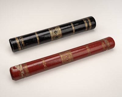 Lot 486 - A PAIR OF LACQUER PAPIER-MÂCHÉ TELESCOPES