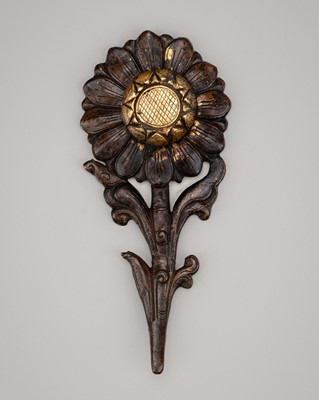Lot 18 - A PARCEL-GILT BRONZE FLOWER ORNAMENT
