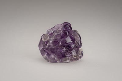 Lot 904 - A FINE AMETHYST CARVING WITH BATS AND DOUBLE GOURDS, QING DYNASTY