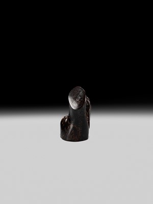 Lot 170 - KANMAN: A FINE UMIMATSU (SEA PINE) NETSUKE OF A CICADA ON A BRANCH