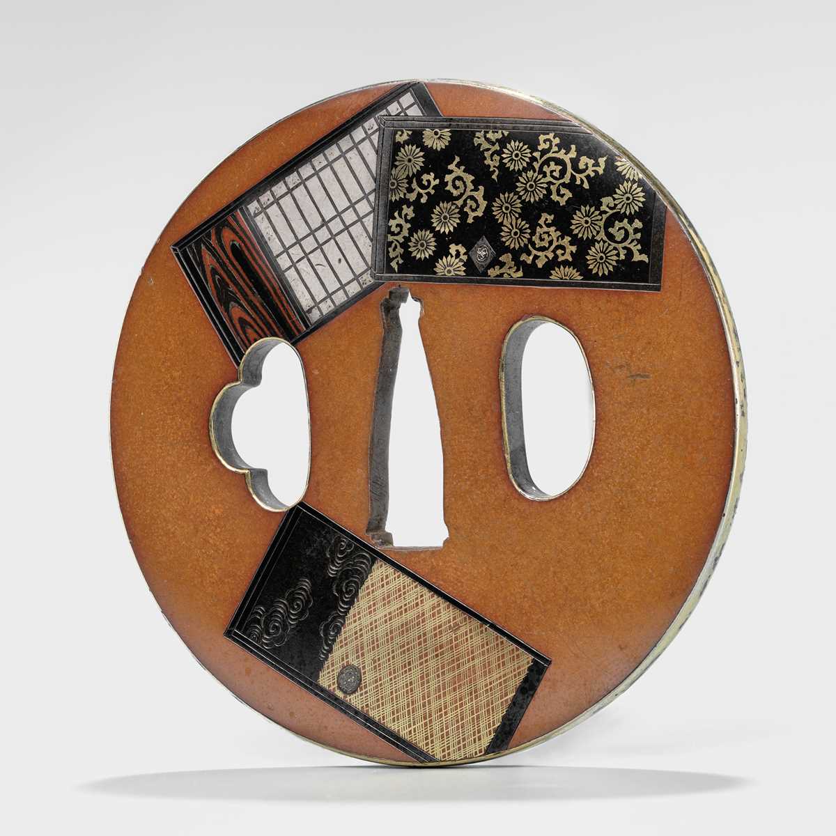 Lot 76 - A SUPERB SHONAI SCHOOL SUAKA TSUBA WITH SLIDING DOORS
